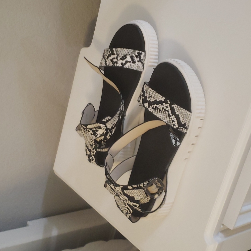 Mia platform sandals